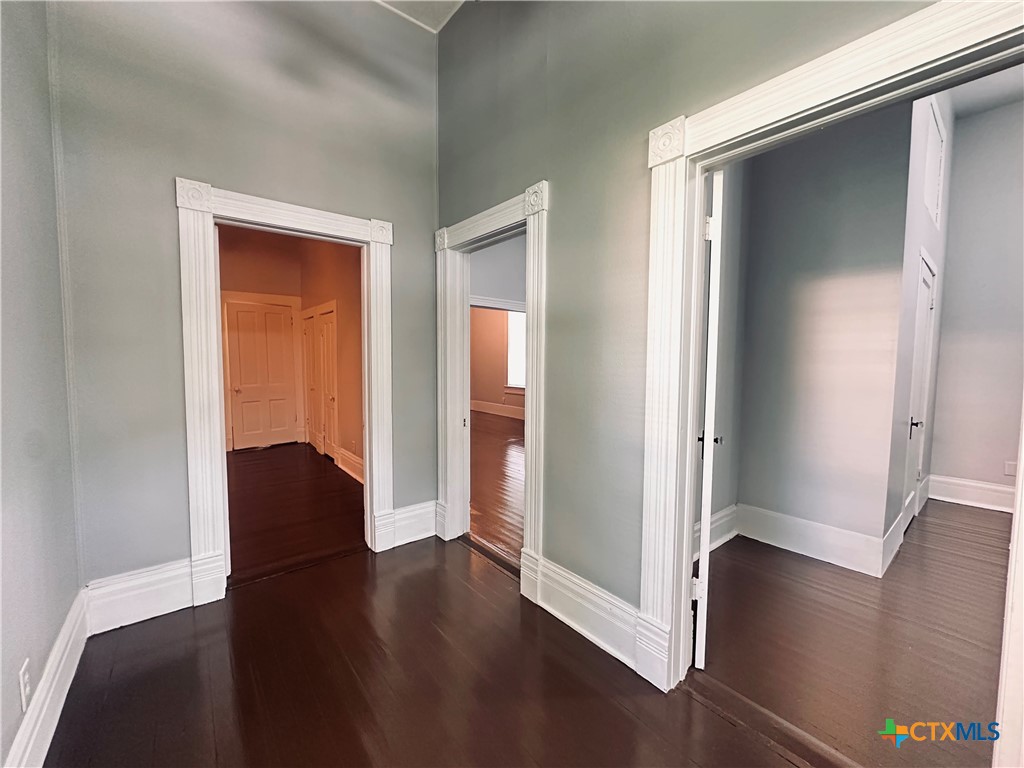 207 Schrimsher Street Property Photo 5
