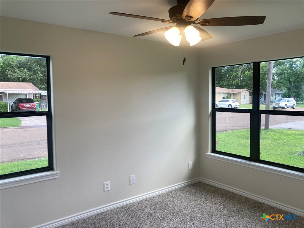 1502 Bowie Drive Property Photo 10