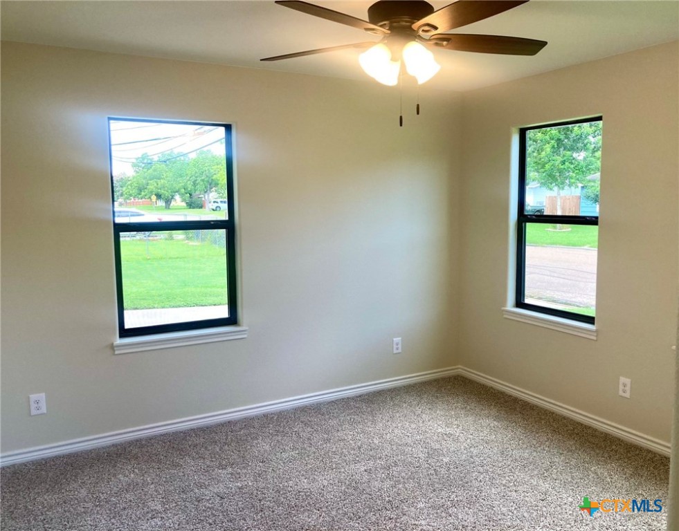 1502 Bowie Drive Property Photo 12