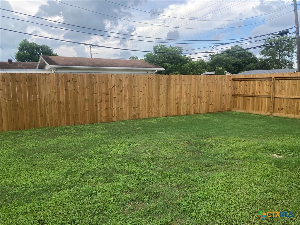 1502 Bowie Drive Property Photo 22