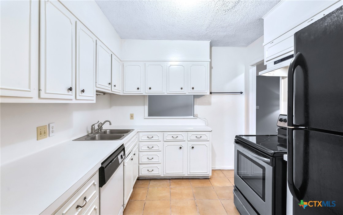109 Westwood Street Property Photo 8