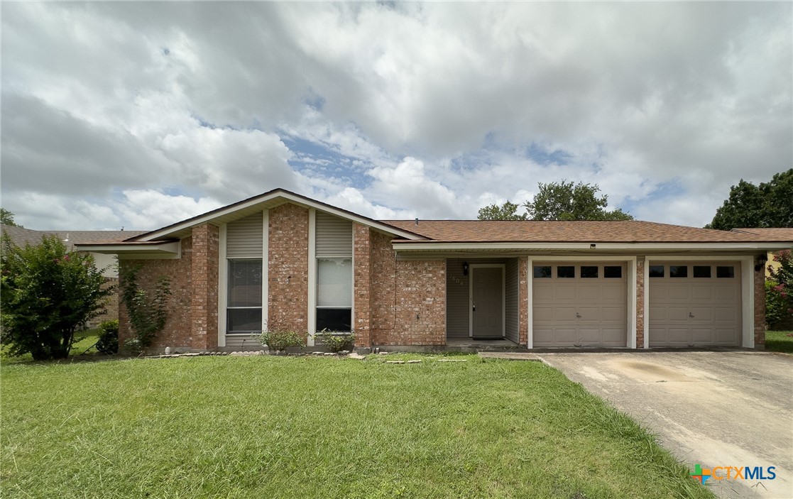 1804 Kingman Road Property Photo 1