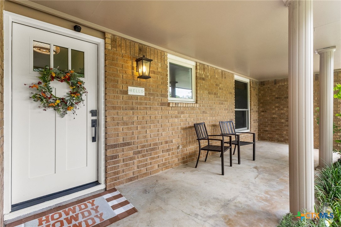 812 Merritt Drive Property Photo 3