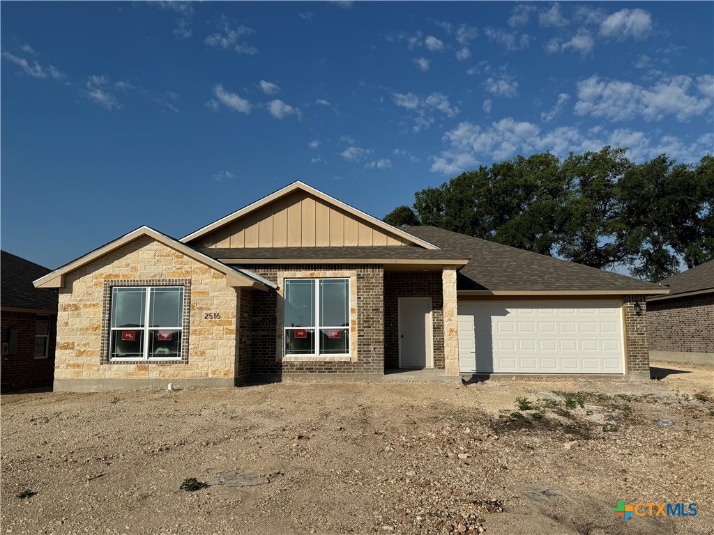 2516 Cowgirl Trail Property Photo 1