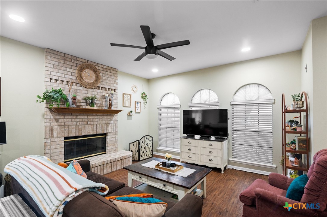 216 Ridge Drive Property Photo 4