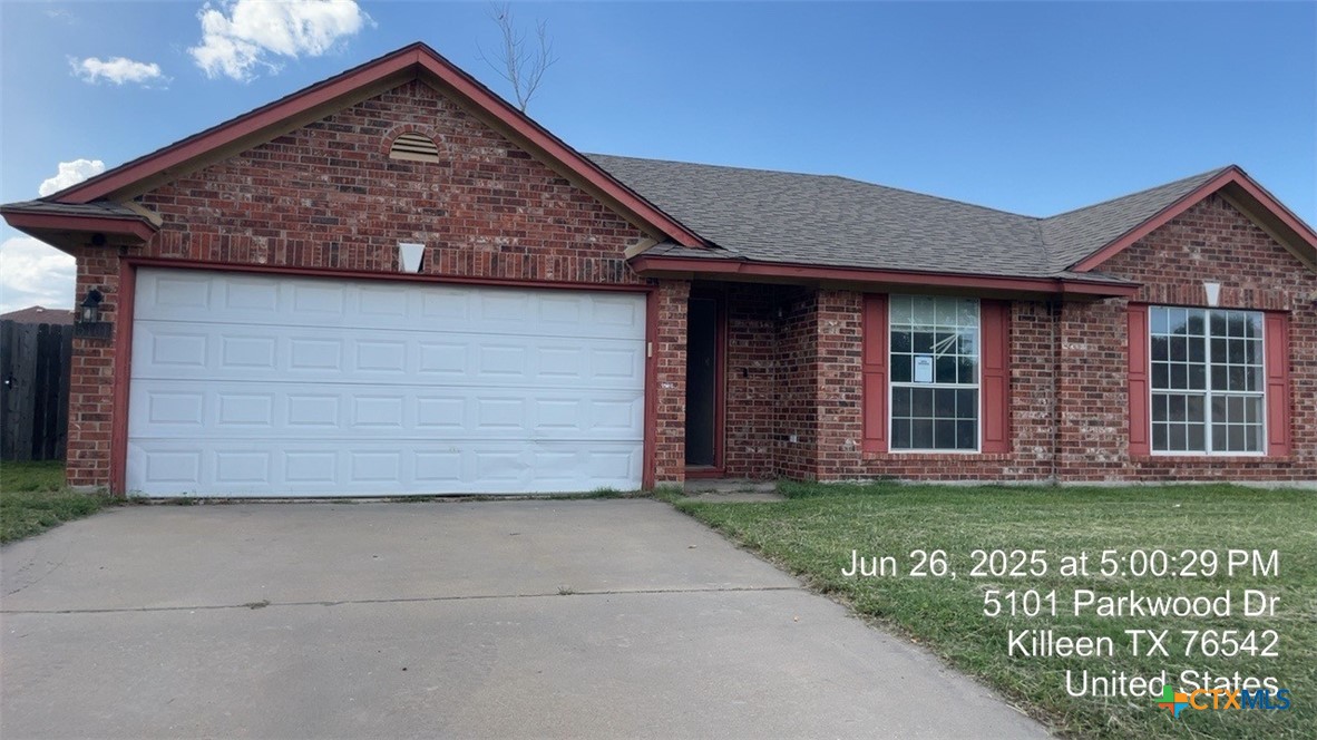 5101 Parkwood Drive Property Photo 1