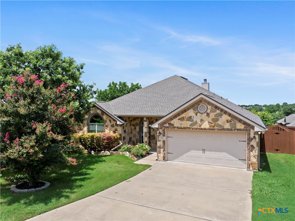 1722 Shadow Canyon Drive Property Photo 1