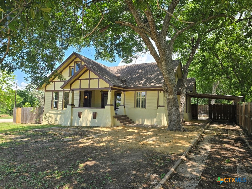 144 W Wallace Street Property Photo 1