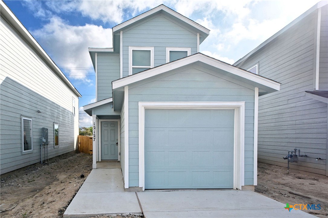 12127 Floral Blossom Property Photo 1