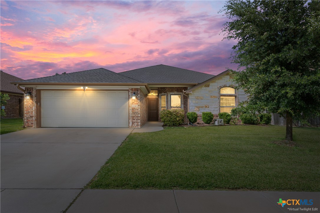 2240 Yturria Drive Property Photo 1