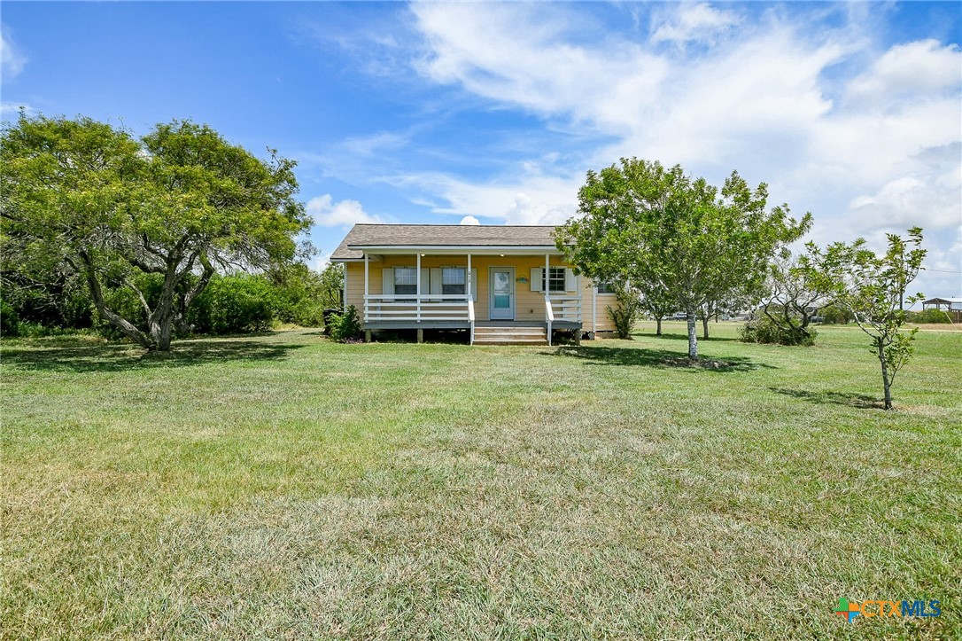 612 Tarpon Drive Property Photo 3