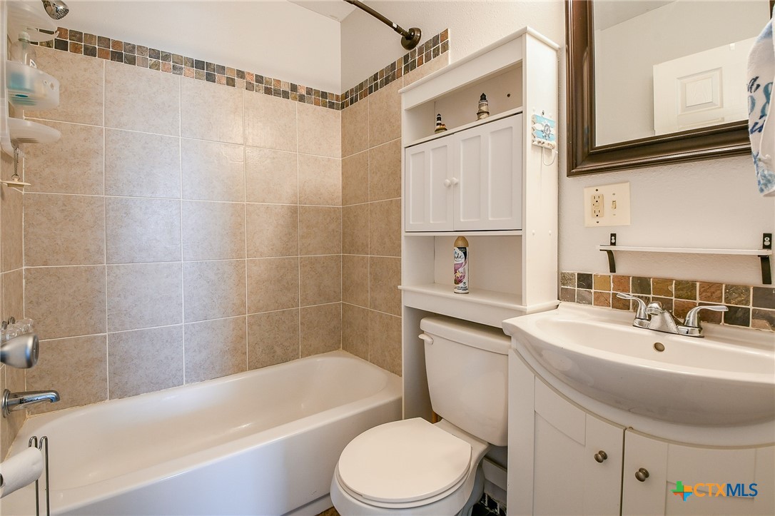 612 Tarpon Drive Property Photo 24