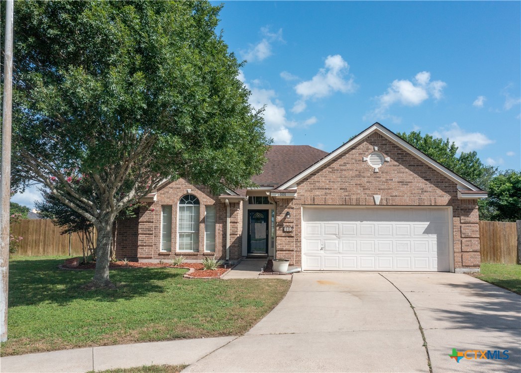 101 Arabian Drive Property Photo 1