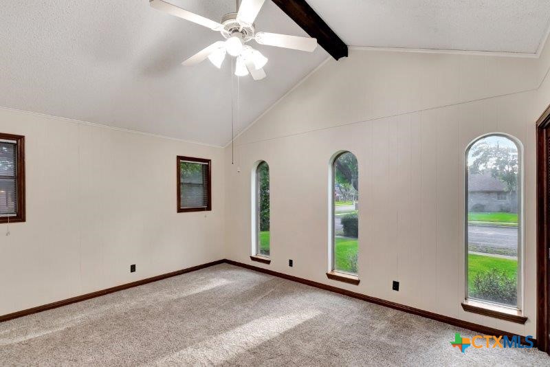 102 Lamorak Street Property Photo 27