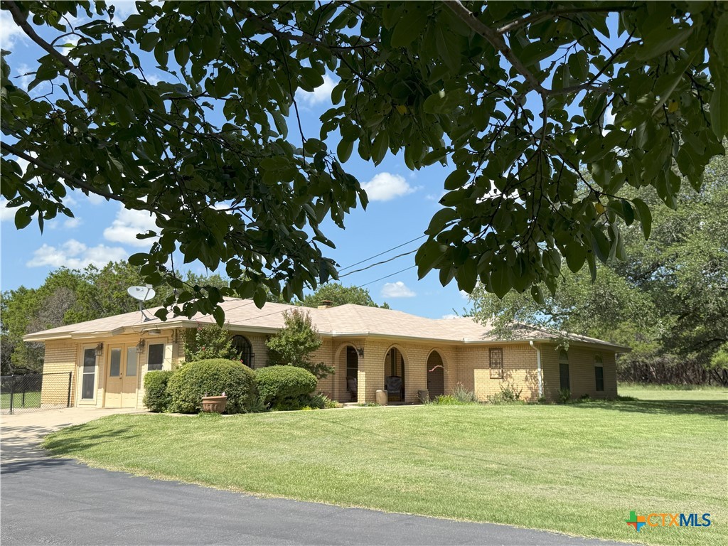 659 County Road 4744 Property Photo 1