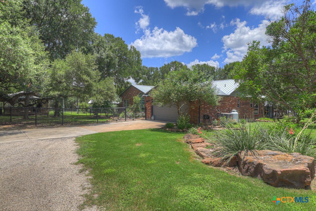14147 Fm 306 Property Photo 3