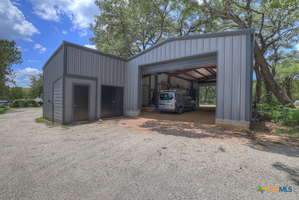 14147 Fm 306 Property Photo 4