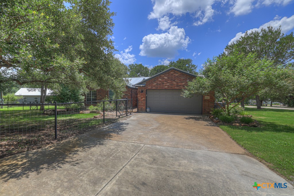 14147 Fm 306 Property Photo 6