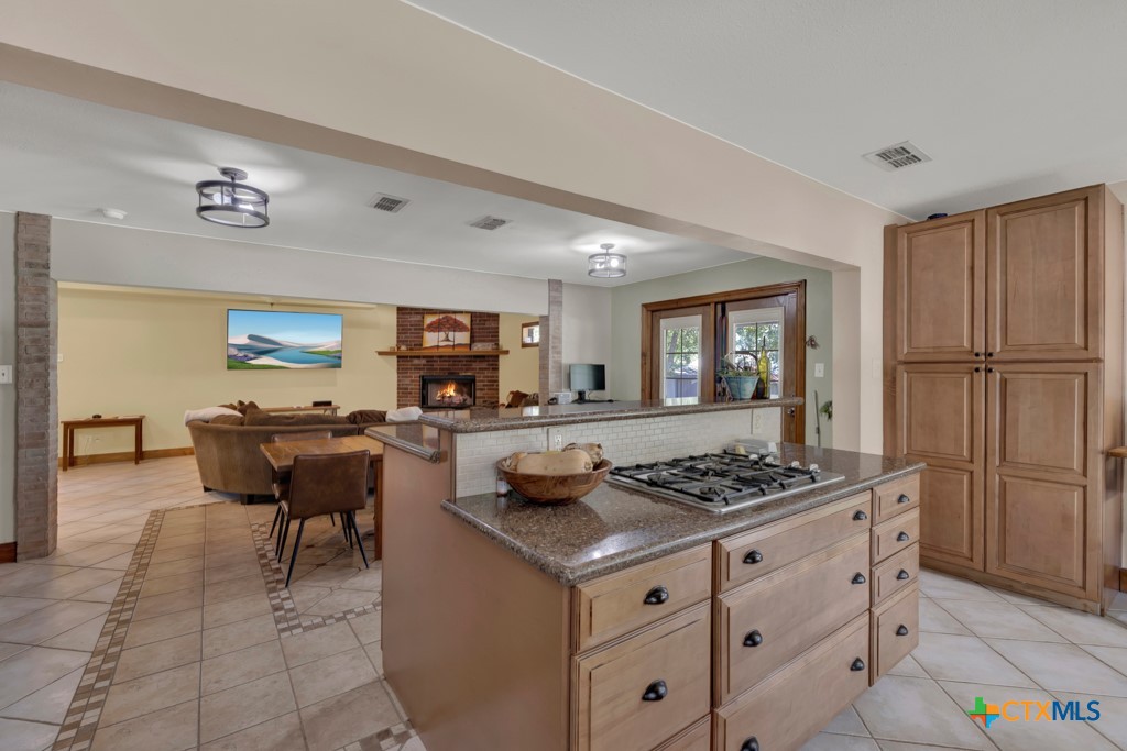 14147 Fm 306 Property Photo 11