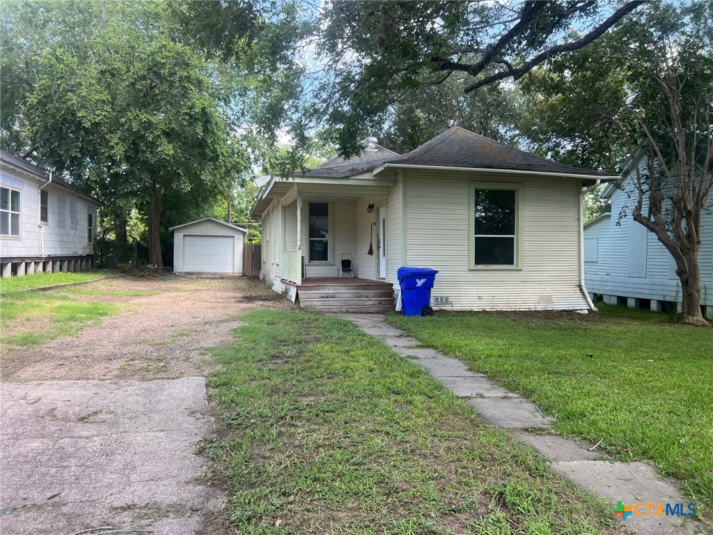 408 Hubbard Street Property Photo