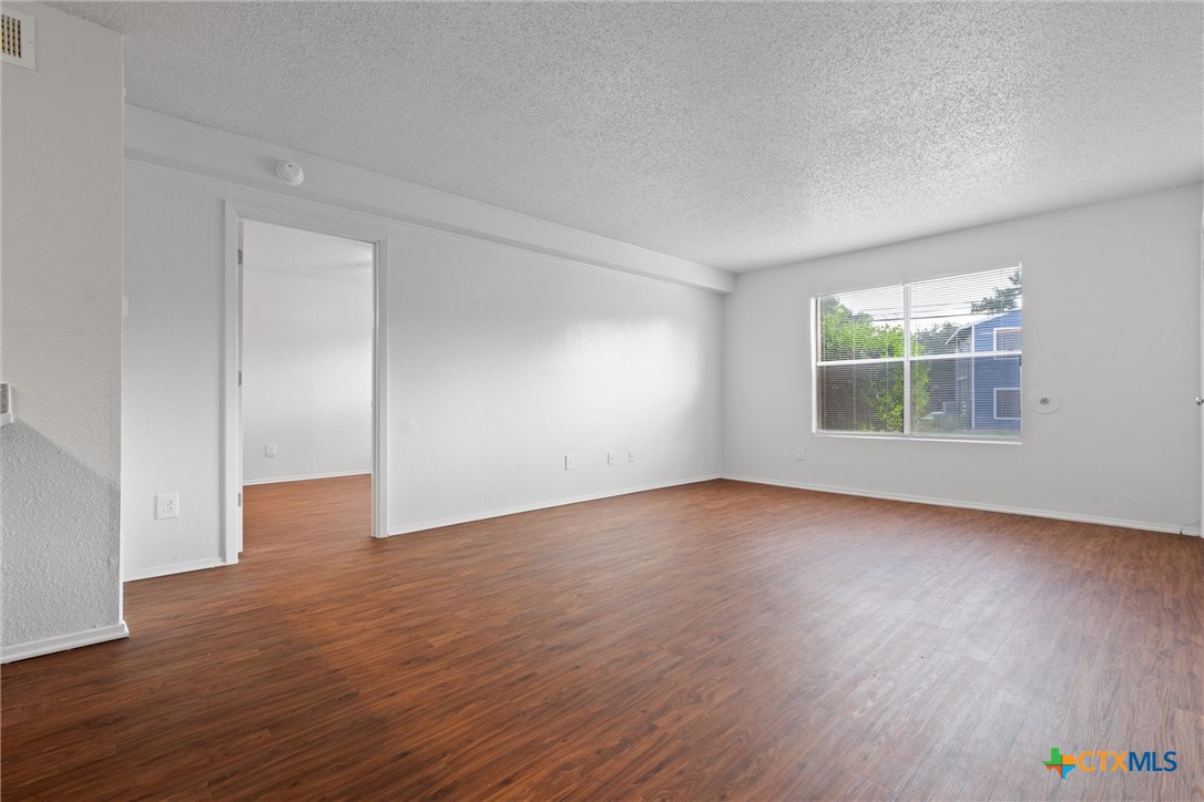 205 Craddock Avenue F5 Property Photo 1