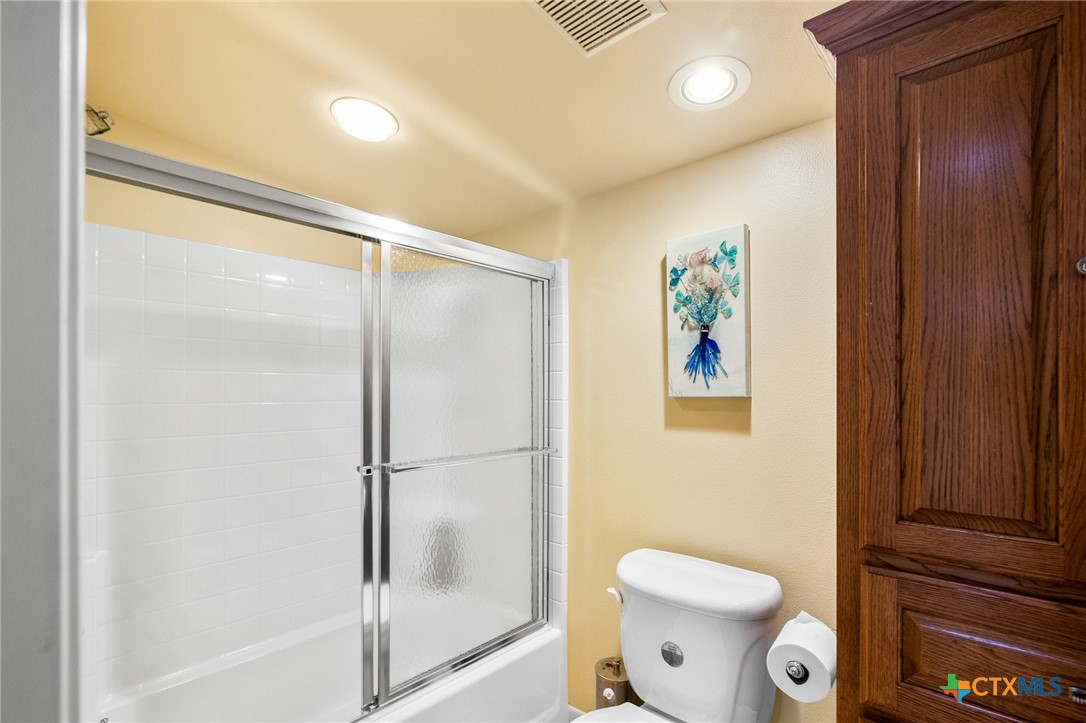 2133 W Maple Street Property Photo 31
