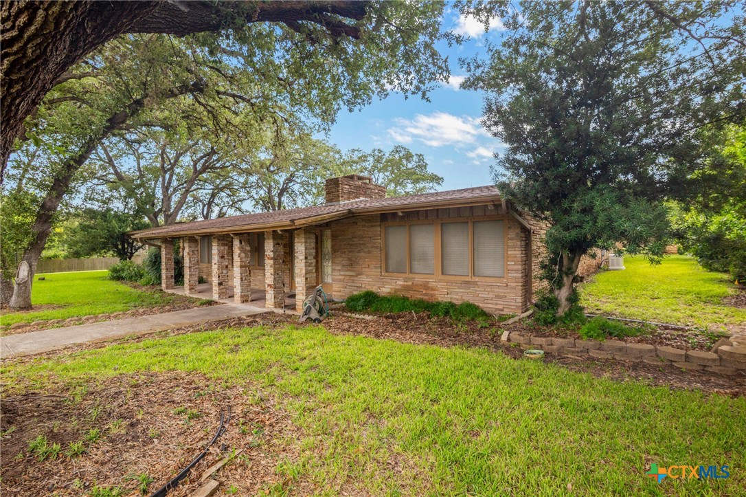 208 Davis Avenue Property Photo 1