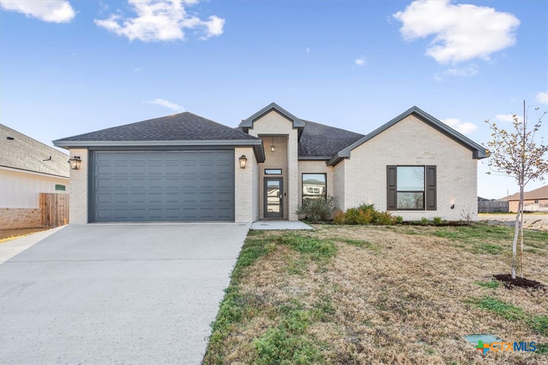 5404 Black Horse Court Property Photo 1