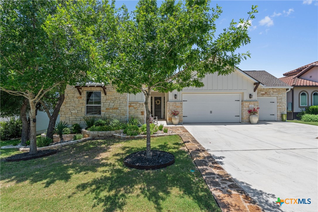 233 Leaping Holly Street Property Photo