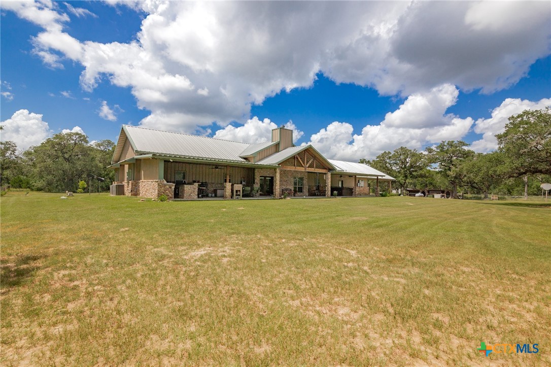 19449 & 19587 Fm 530 Property Photo