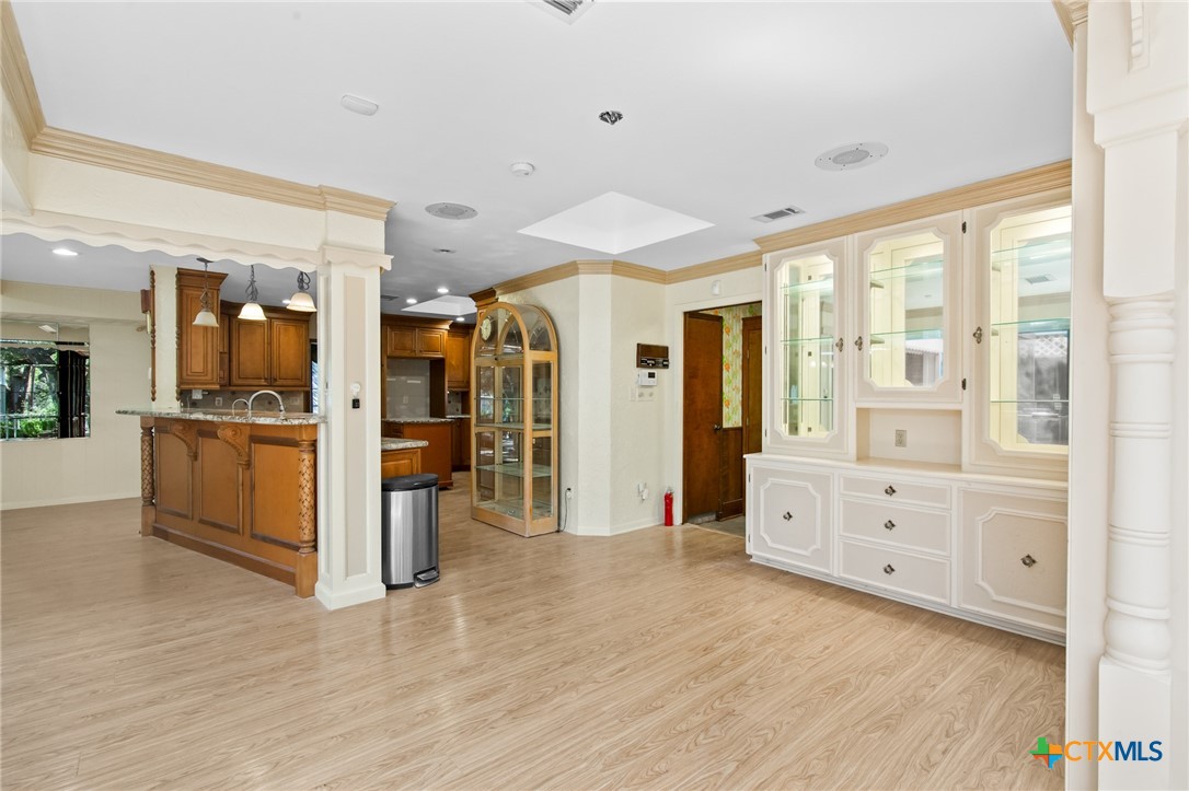 1101 Clark Street Property Photo 15