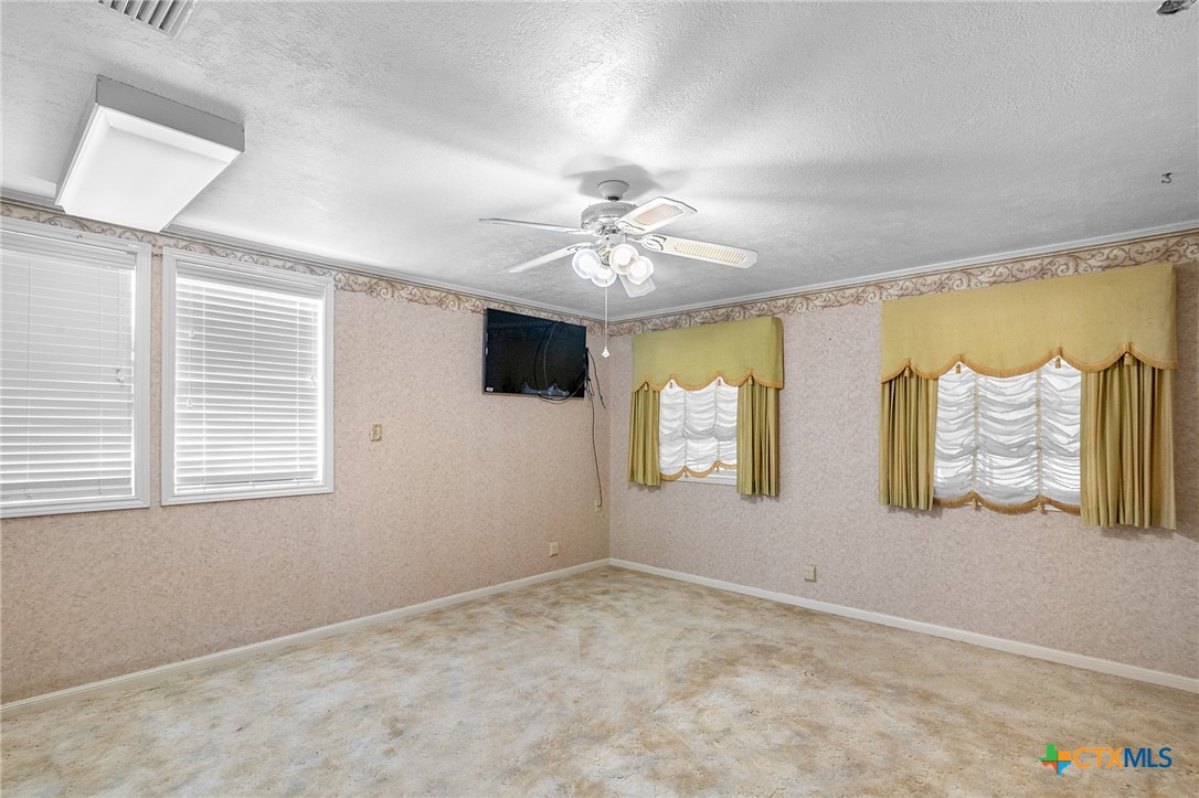 1101 Clark Street Property Photo 32