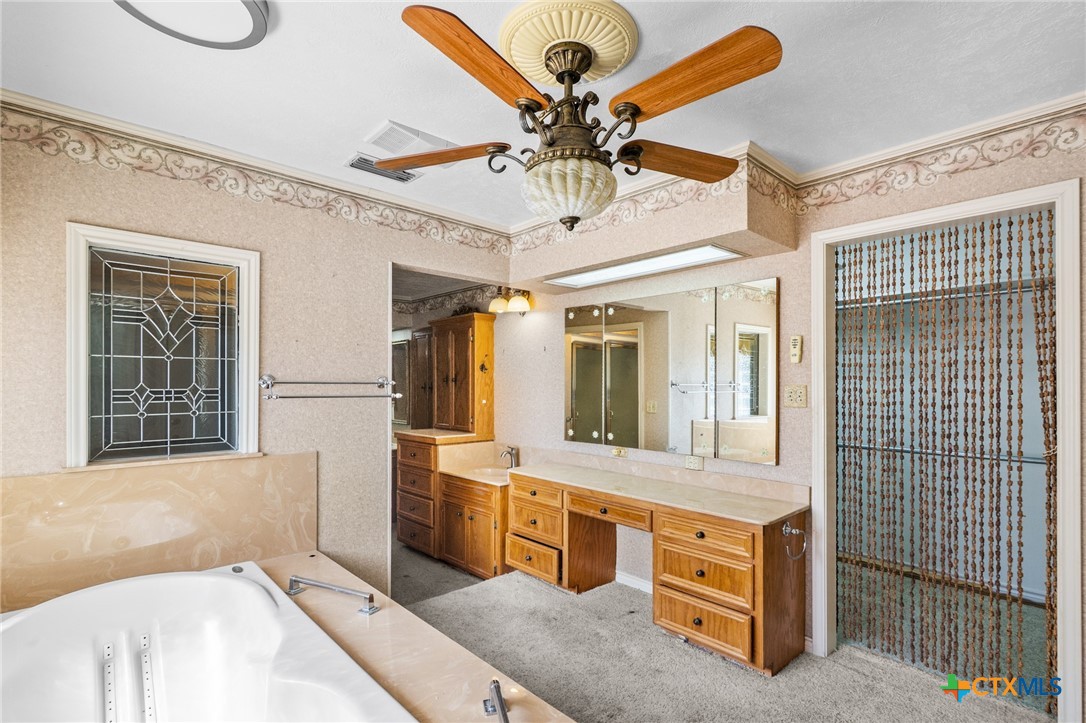 1101 Clark Street Property Photo 34