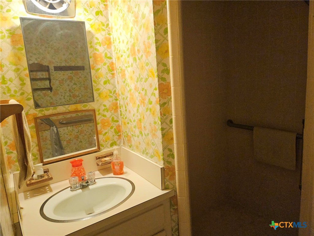 601 N Rhomberg Street Property Photo 23