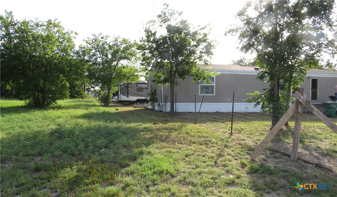 400 W Railway Street Property Photo 7