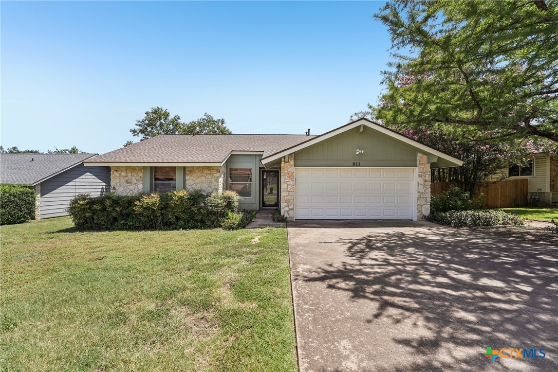 811 Powderhorn Drive Property Photo 1