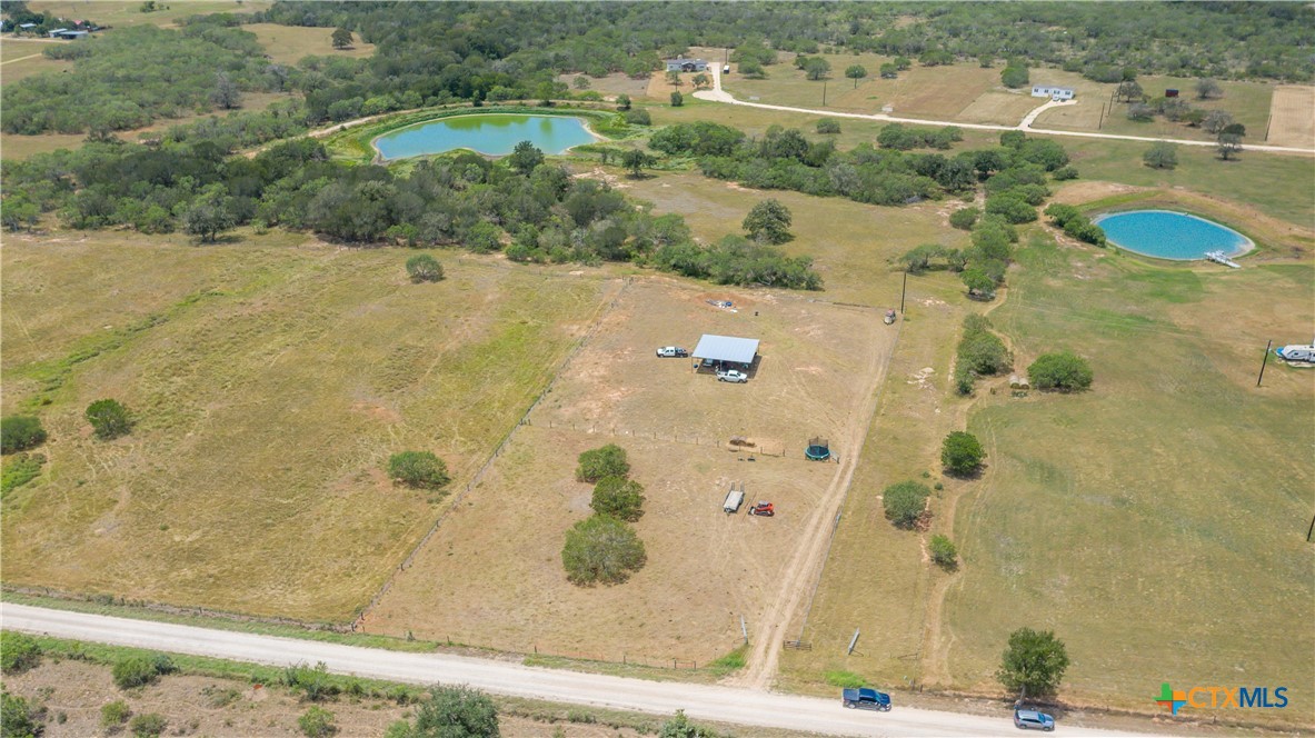 736 County Road 421 Property Photo 1