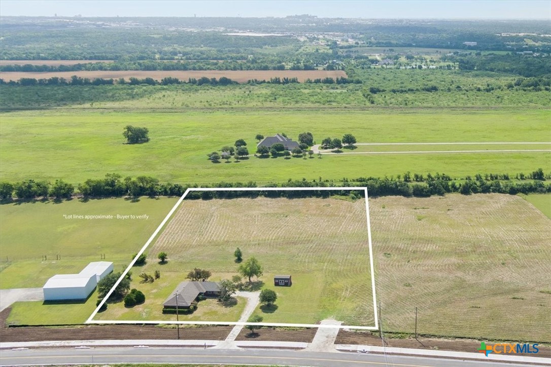 2465 Old Waco Road Property Photo 1
