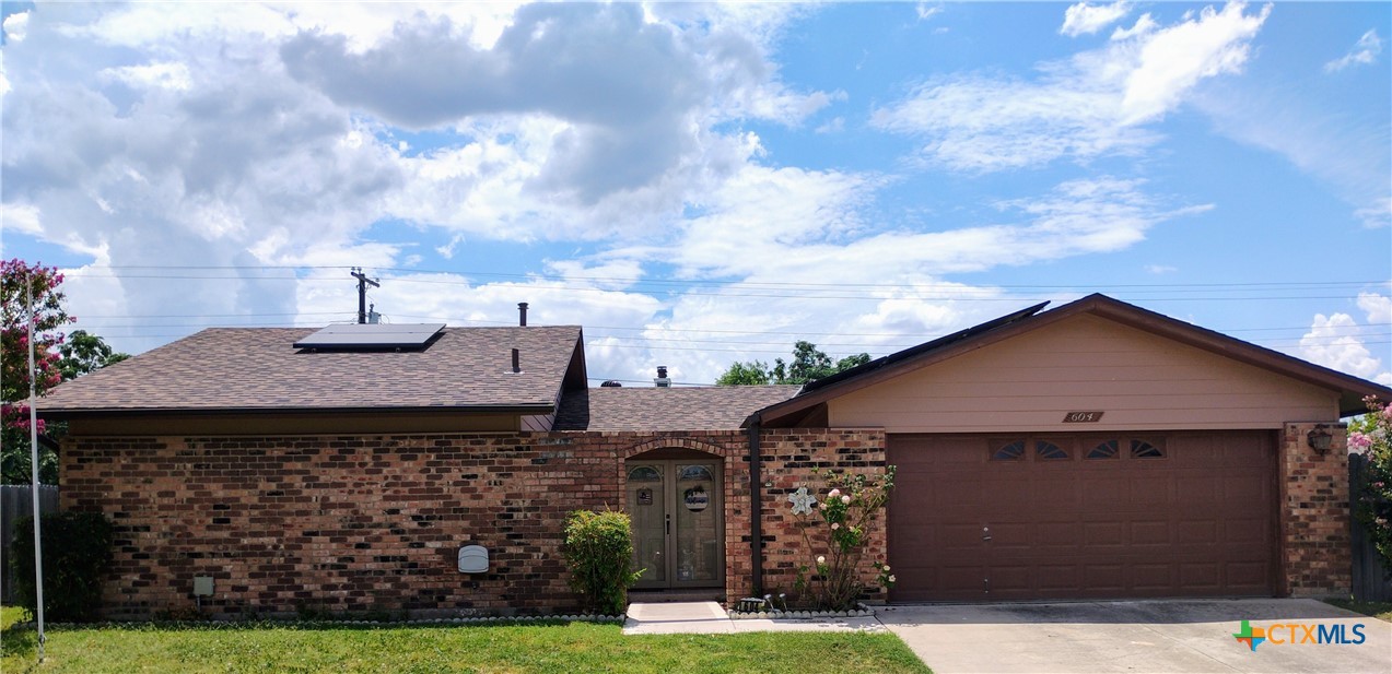 604 Skyline Avenue Property Photo 1