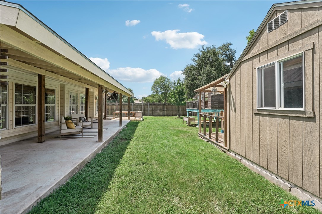 8112 Elkhorn Mountain Trail Property Photo 28