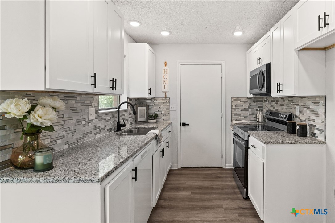 851 Michelle Drive Property Photo 1