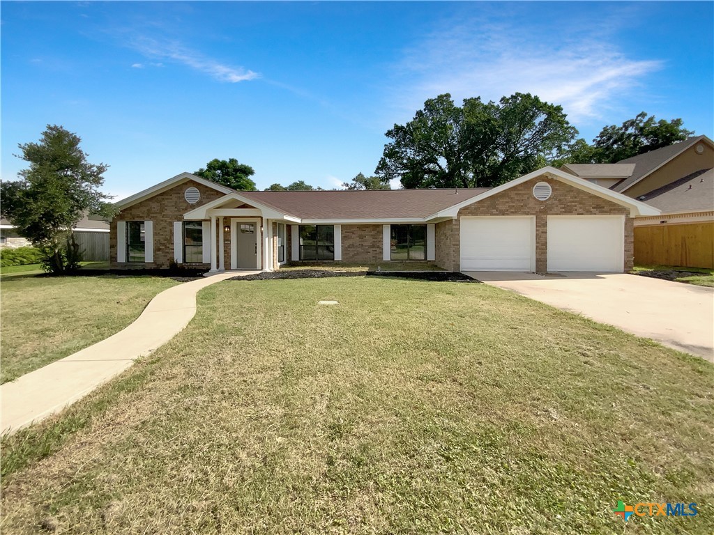 3202 Magnolia Boulevard Property Photo 1