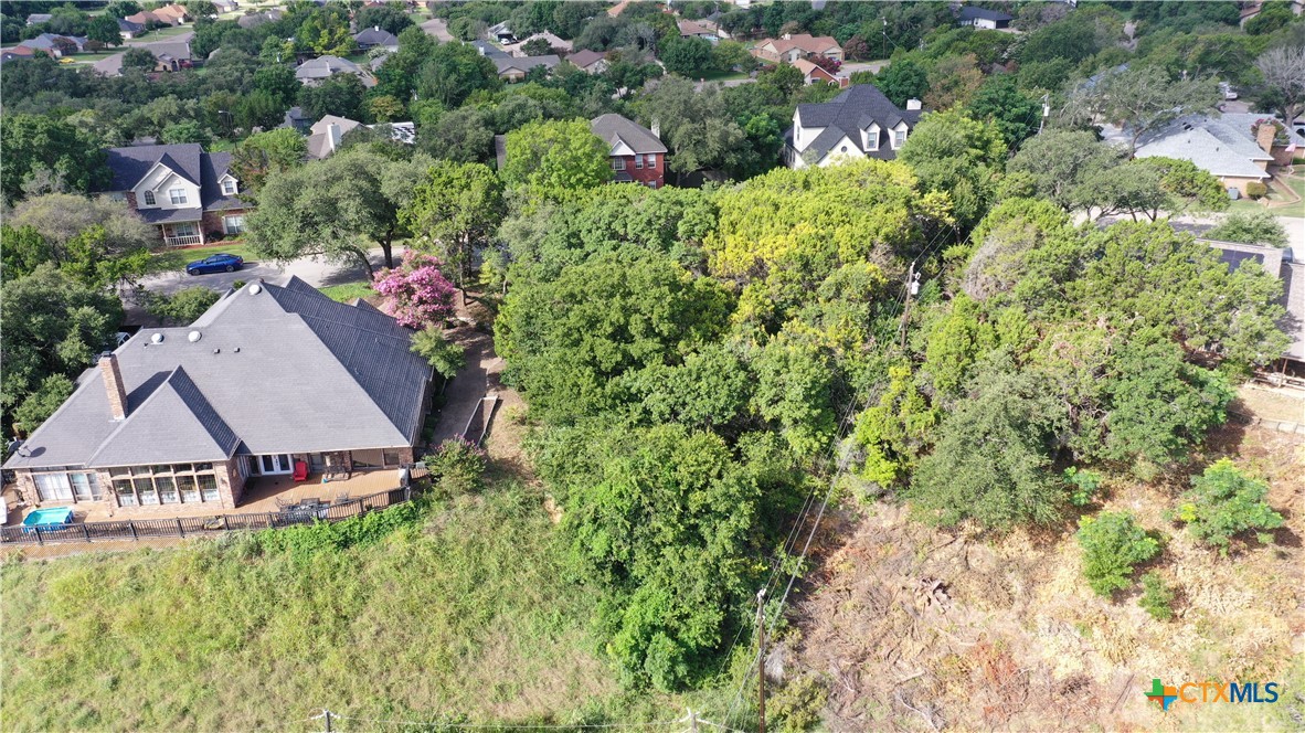 1505 Wildridge Drive Property Photo 7