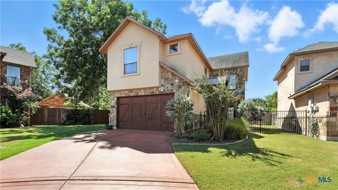 1642 Mikula Place Property Photo 1