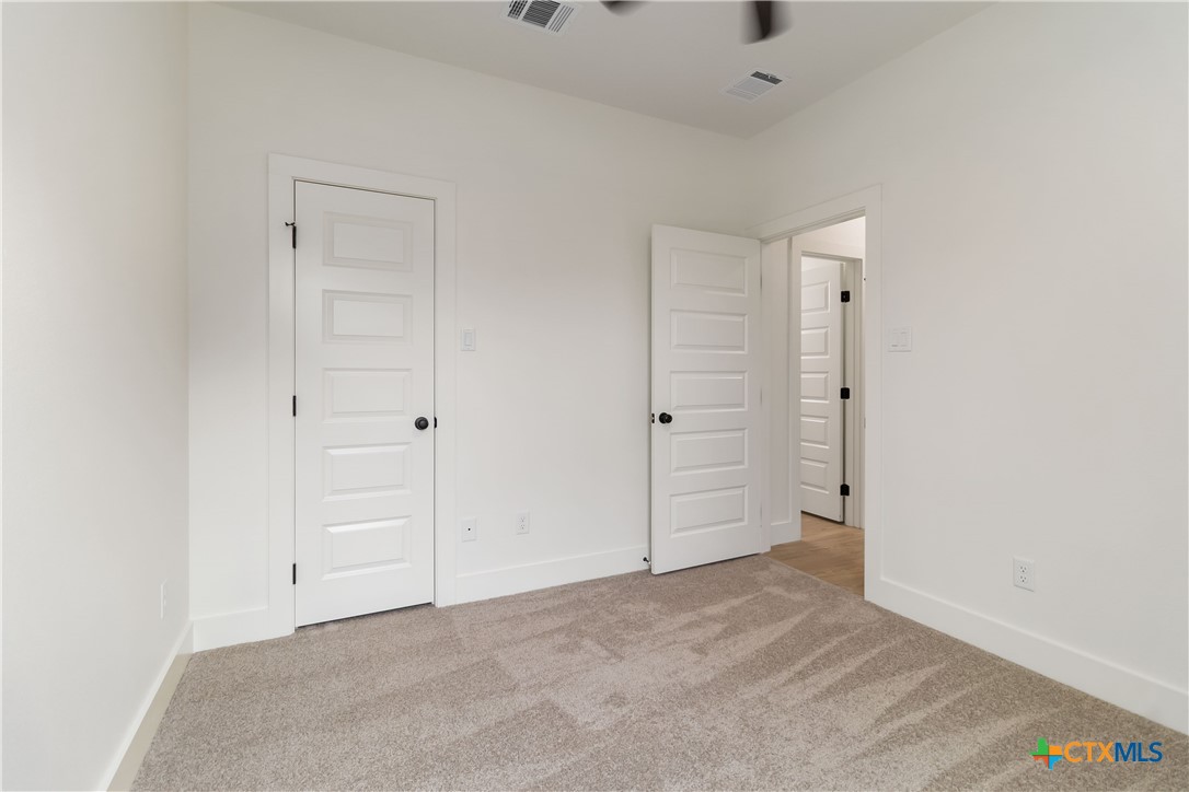 12 Meadow Oak Court Property Photo 21