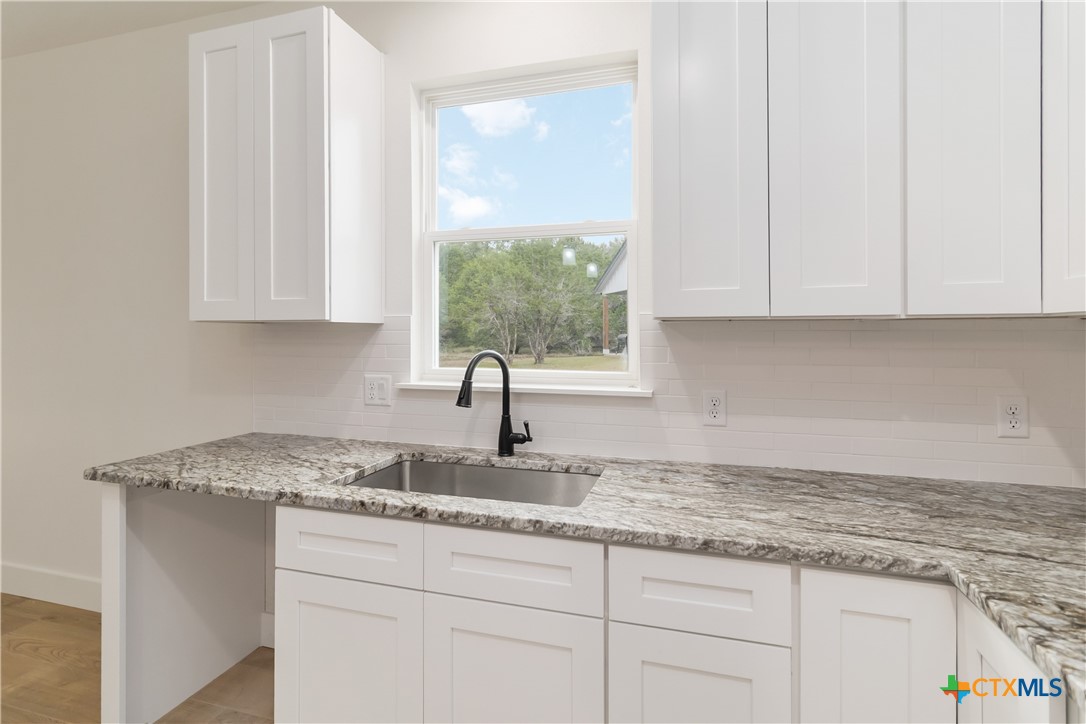 12 Meadow Oak Court Property Photo 25