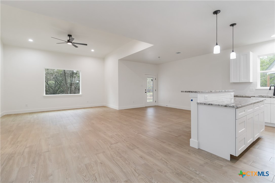 12 Meadow Oak Court Property Photo 34
