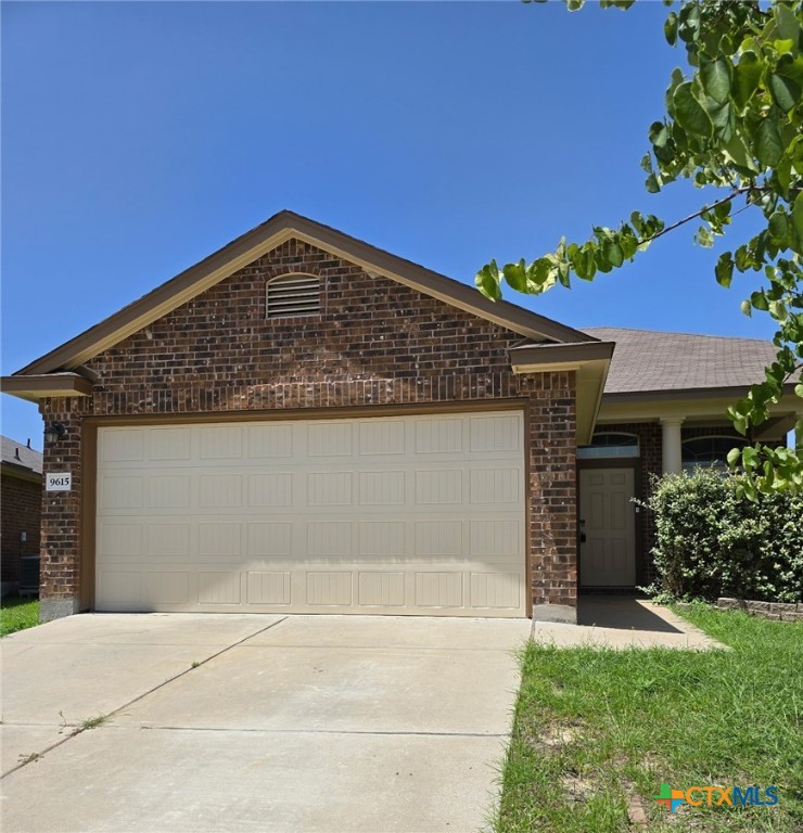 9615 Fratelli Court Property Photo 1