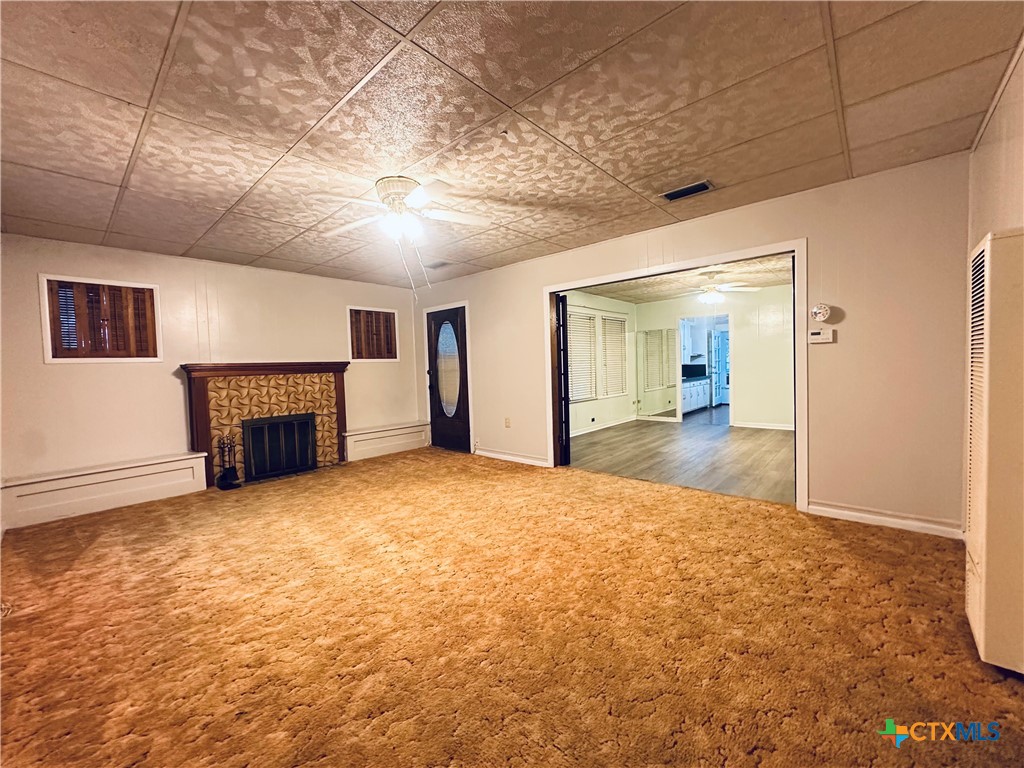 421 N Avenue G Property Photo 20