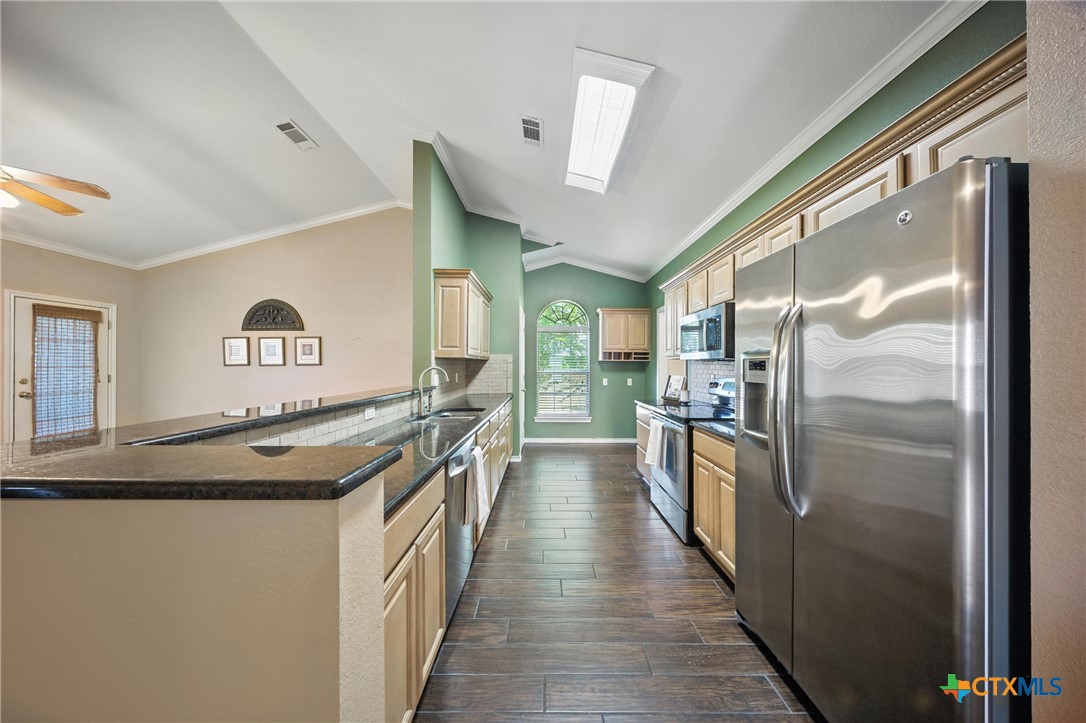 2420 Pin Oak Drive Property Photo 8